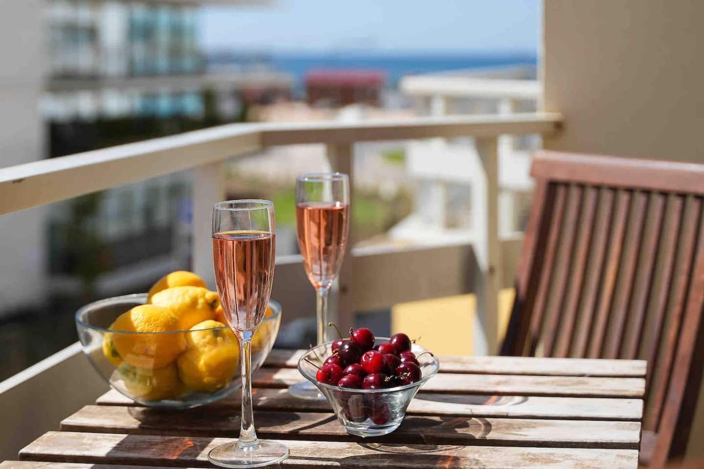 Spacious Beach 2 Bedroom Apt Sleep6 By Promenade Armacao de Pera Ngoại thất bức ảnh